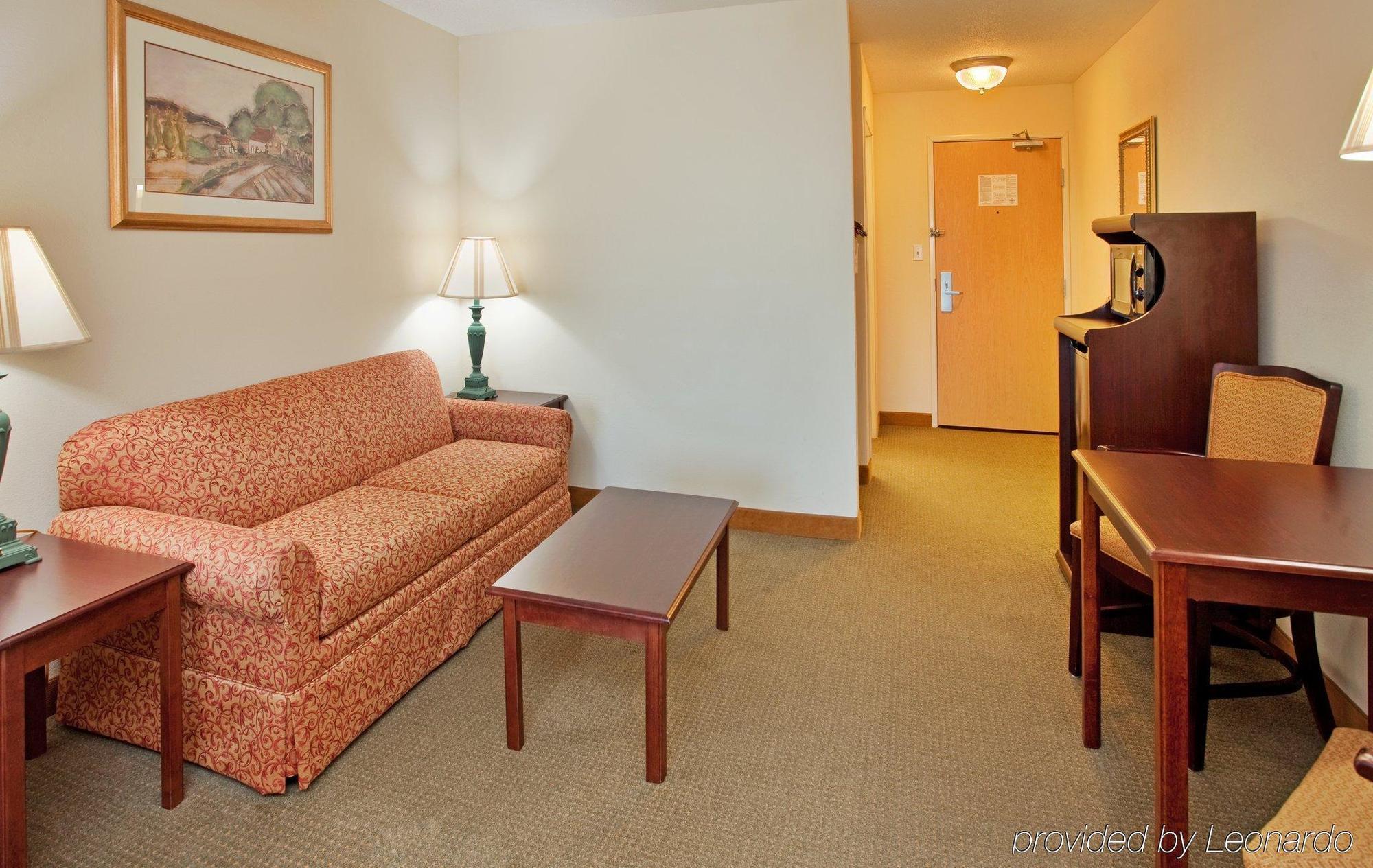 Hotel Baymont By Wyndham Fulton Exterior foto