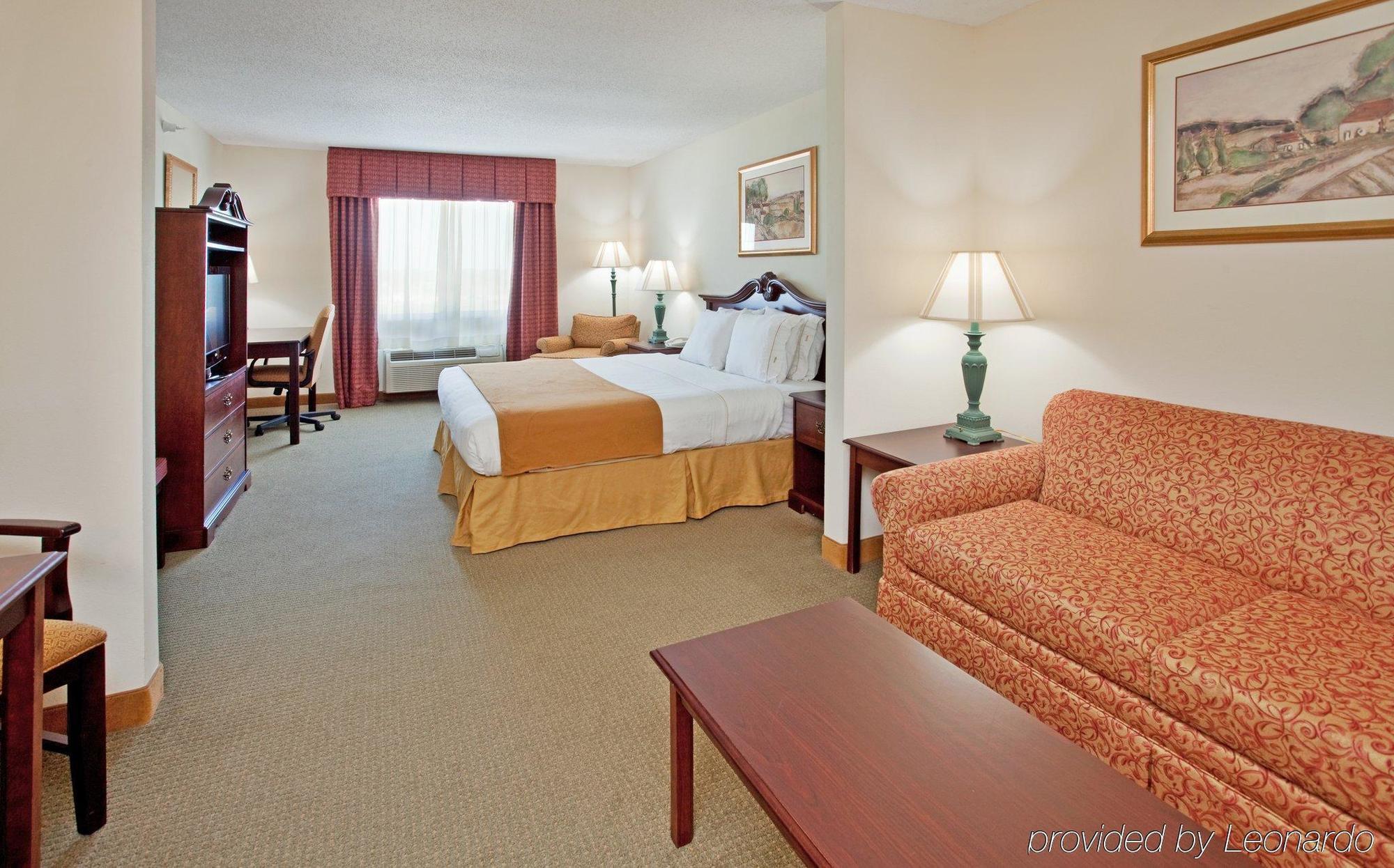 Hotel Baymont By Wyndham Fulton Exterior foto