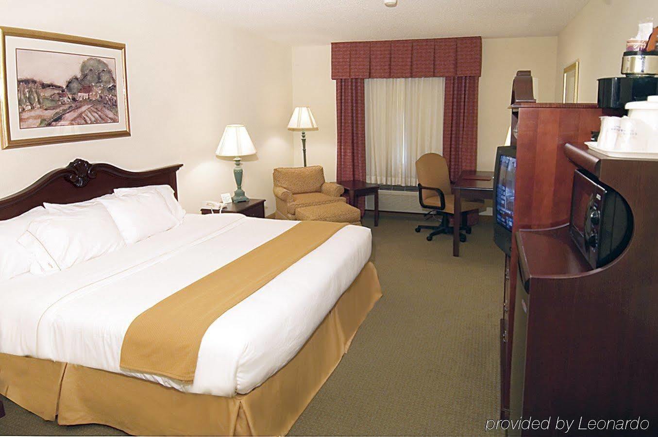 Hotel Baymont By Wyndham Fulton Exterior foto